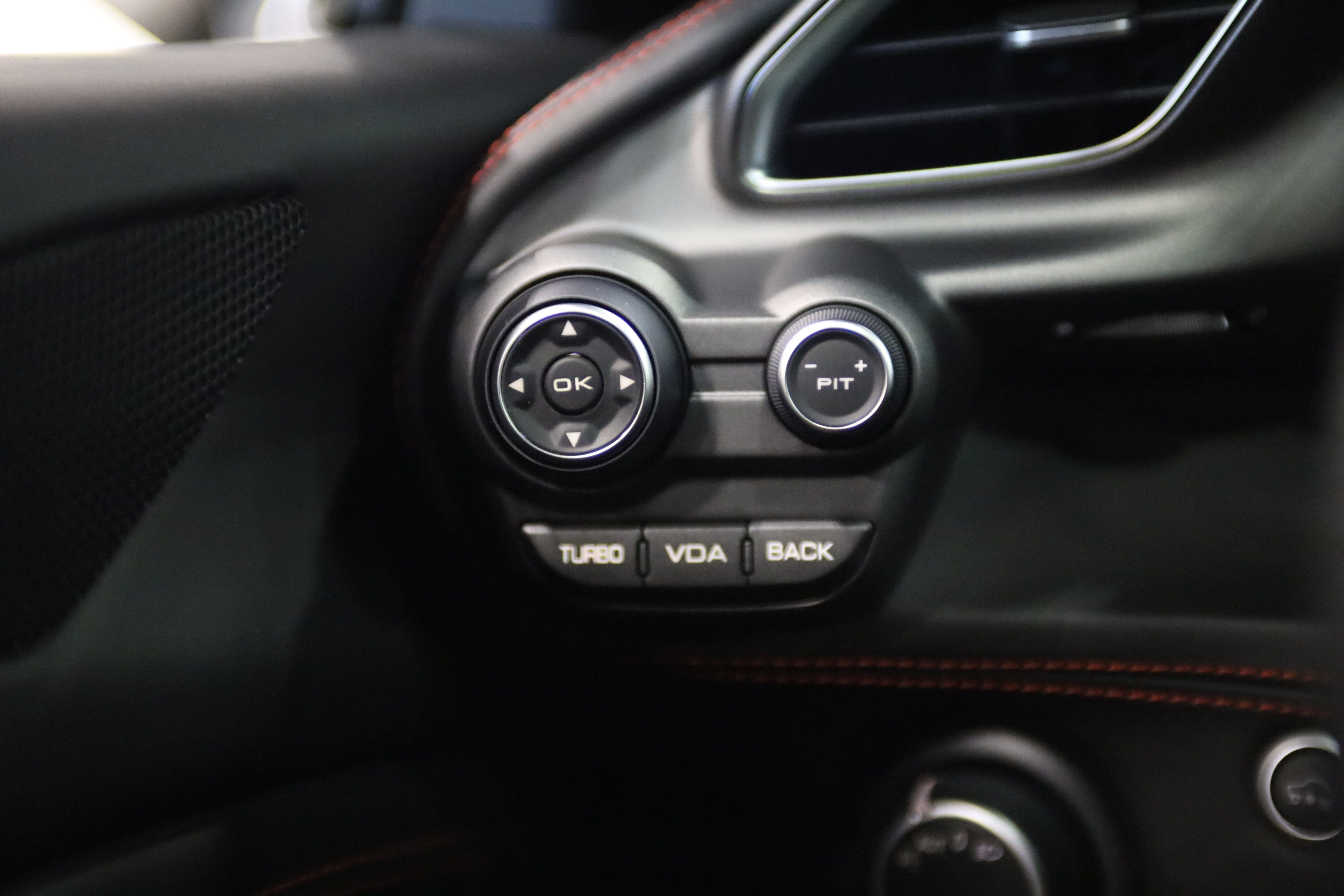 Used 2016 Ferrari 488 GTB RWD image 19