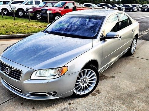 Used 2010 Volvo S80 V8 image 3