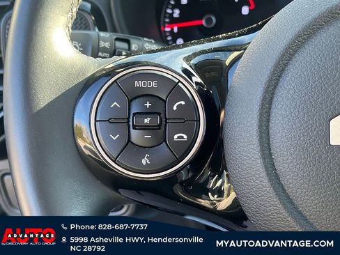 Used 2022 Kia Soul EX image 19