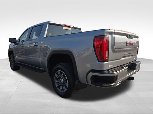 Used 2024 GMC Sierra 1500 AT4 w/ AT4 Premium Package AWD/4WD image 11