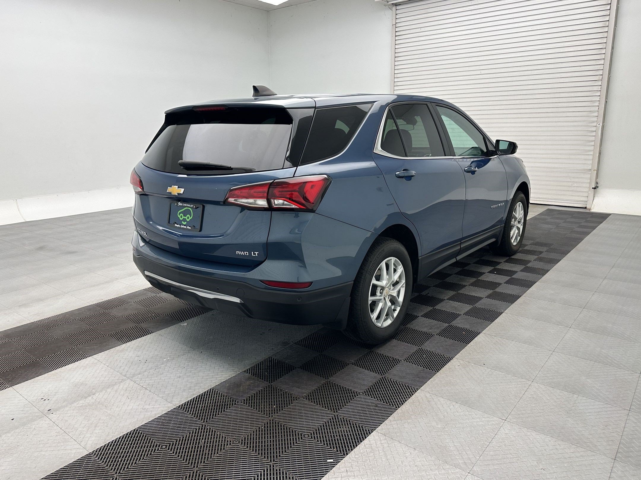 Certified 2024 Chevrolet Equinox LT AWD/4WD image 9