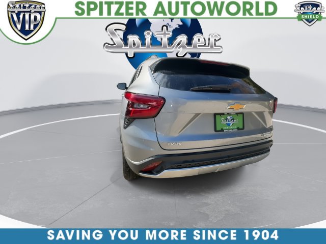 Used 2024 Chevrolet Trax LT FWD image 12