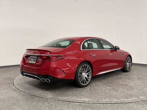 Used 2026 Mercedes-Benz E 53 AMG e 4MATIC Sedan image 9
