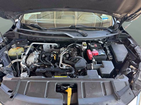 Used 2021 Nissan Rogue SV AWD/4WD image 13