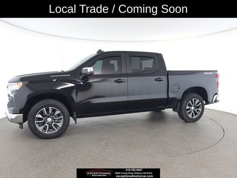 Used 2022 Chevrolet Silverado 1500 LT AWD/4WD image 5
