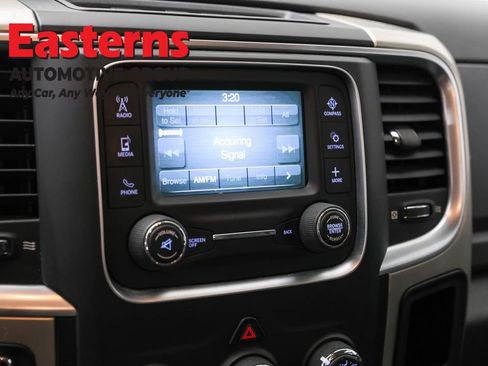 Used 2020 RAM 1500 Classic SLT image 19