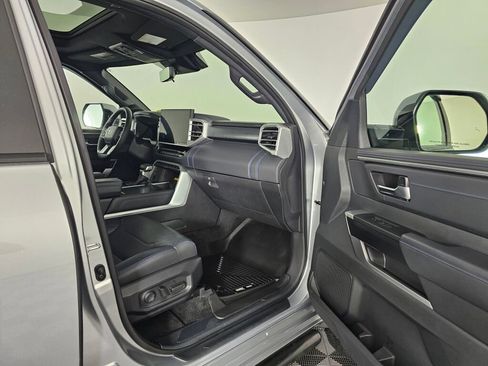 Used 2024 Toyota Tundra Platinum image 38