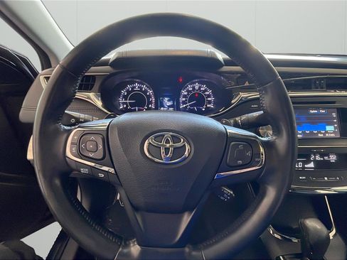 Used 2013 Toyota Avalon XLE Touring FWD image 18