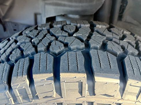 Used 2024 Jeep Wrangler Unlimited Rubicon image 11