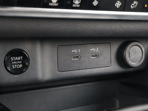 Used 2024 Nissan Rogue SV image 22