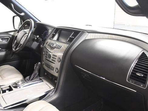 Used 2019 INFINITI QX80 4WD image 19