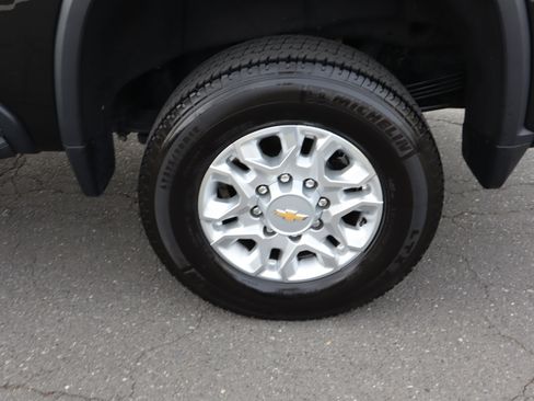 Certified 2024 Chevrolet Silverado 2500 LTZ w/ LTZ Premium Package image 38