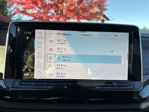 New 2026 Volkswagen Atlas SEL Premium R-Line image 18