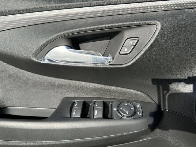 New 2026 Buick Envista Sport Touring FWD image 22