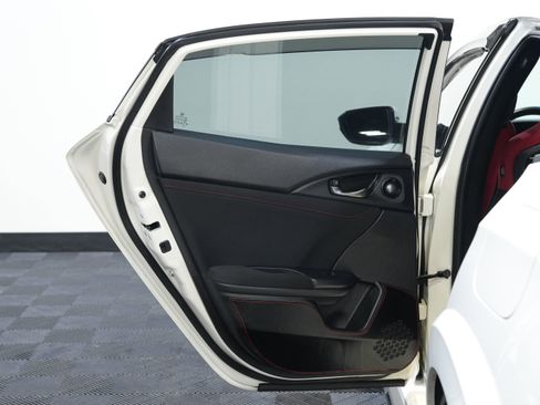 Used 2018 Honda Civic Type R image 24