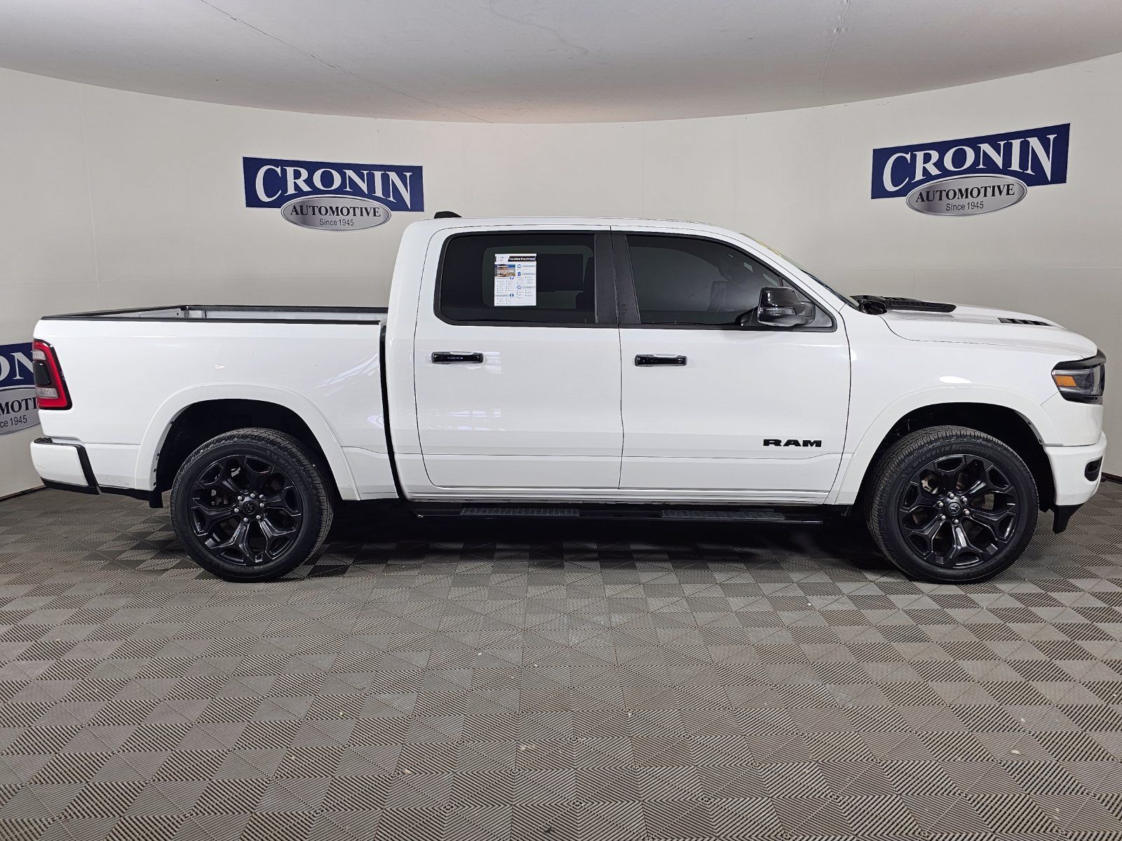 Used 2024 RAM 1500 Limited w/ Night Edition AWD/4WD image 26