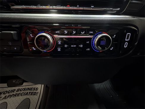 Certified 2025 GMC Sierra 1500 Elevation image 19