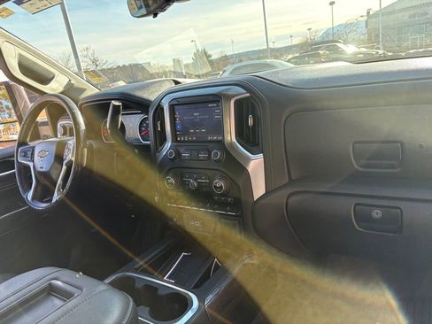 Used 2022 Chevrolet Silverado 2500 LTZ w/ LTZ Premium Package image 25