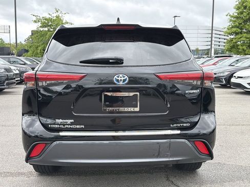 Used 2021 Toyota Highlander Limited image 4
