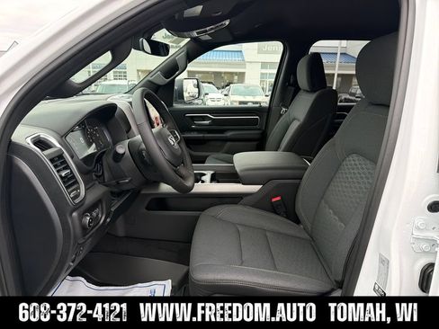 New 2026 RAM 1500 Big Horn AWD/4WD image 9