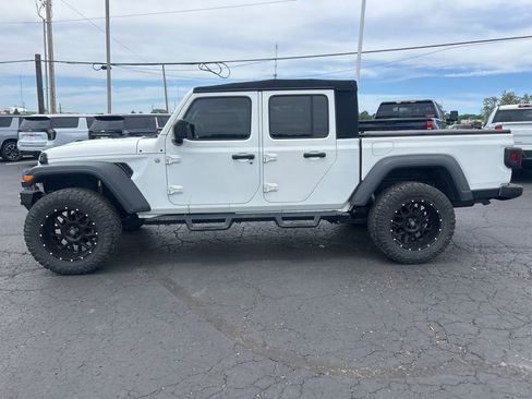 Used 2020 Jeep Gladiator Sport w/ Quick Order Package 24S AWD/4WD image 8