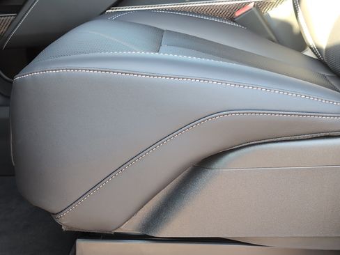 New 2026 Cadillac Vistiq Luxury image 10