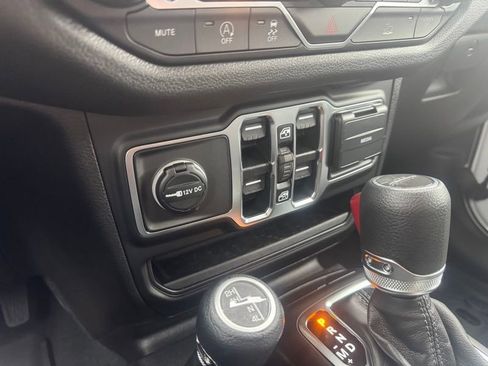 New 2026 Jeep Gladiator Sport image 22