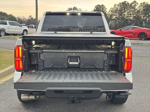 Used 2025 Toyota Tacoma SR5 image 30