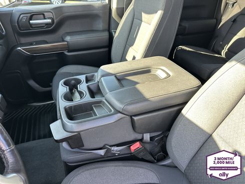 Used 2021 Chevrolet Silverado 1500 LT w/ All Star Edition Plus image 17