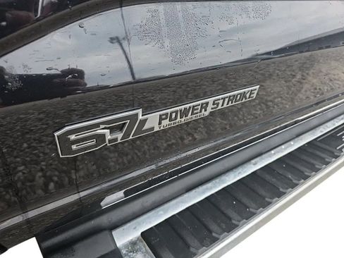 Used 2019 Ford F150 XLT w/ Equipment Group 302A Luxury image 11