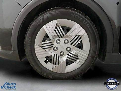 Used 2025 Kia K4 LX image 25