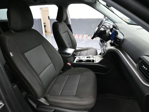 Used 2022 Ford Explorer XLT w/ Class IV Trailer Tow Package image 50