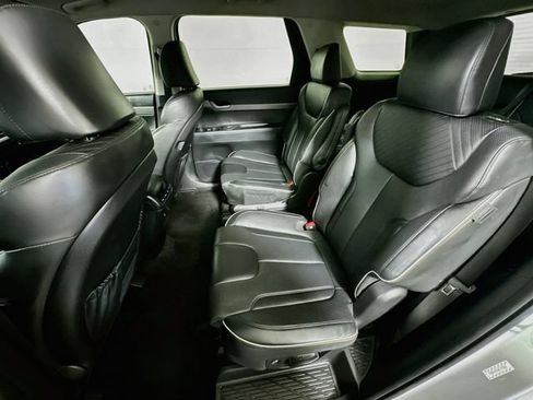 Used 2024 Hyundai Palisade SEL FWD image 23