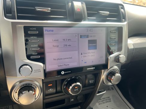 Certified 2020 Toyota 4Runner SR5 RWD image 18