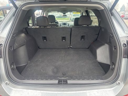 Used 2024 Chevrolet Equinox LT image 12