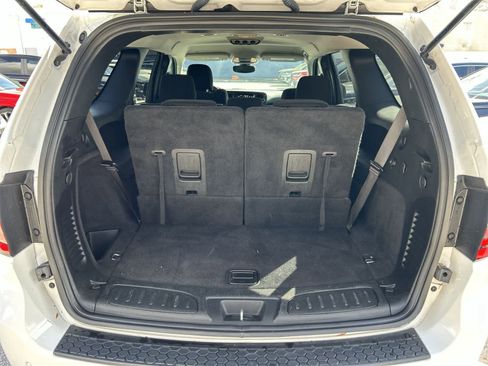 Used 2022 Dodge Durango SXT image 11