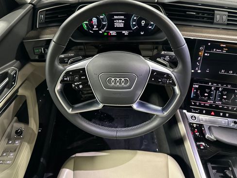 Used 2024 Audi Q8 e-tron Premium Plus w/ Premium Plus Package AWD/4WD image 13