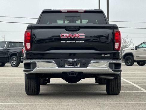 New 2026 GMC Sierra 1500 SLE w/ Preferred Package image 4