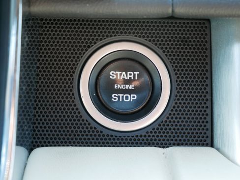 Used 2019 Land Rover Range Rover Long Wheelbase Supercharged image 30