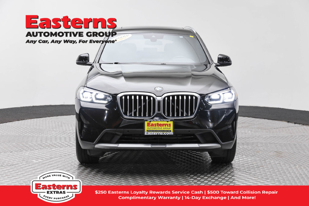 Used 2024 BMW X3 xDrive30i w/ Premium Package AWD/4WD image 3