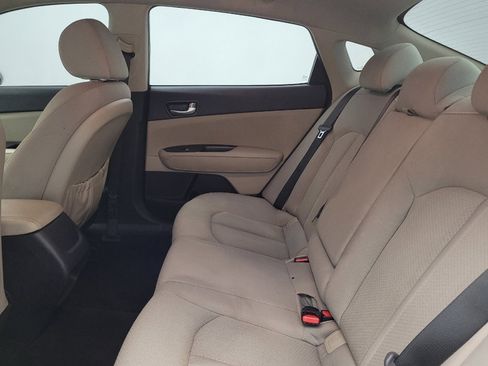 Used 2018 Kia Optima LX FWD image 18