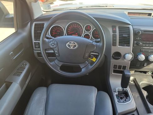 Used 2012 Toyota Tundra SR5 w/ SR5 Pkg image 20