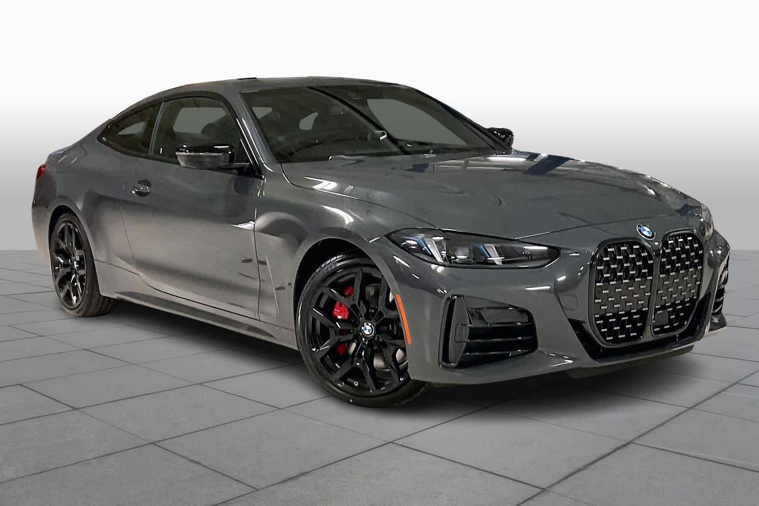 Used 2026 BMW 430i Coupe w/ M Sport Package RWD image 2