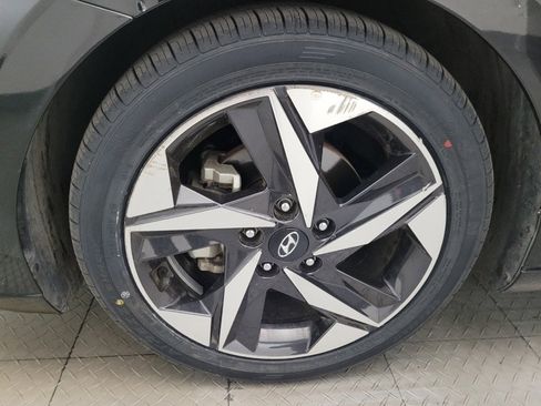 Used 2021 Hyundai Elantra Limited w/ Cargo Package FWD image 31