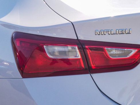 Used 2020 Chevrolet Malibu LS image 10