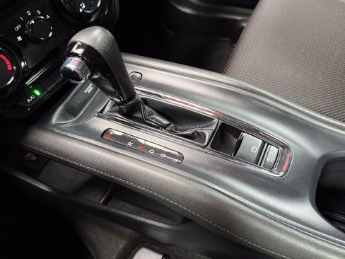 Used 2022 Honda HR-V LX image 20