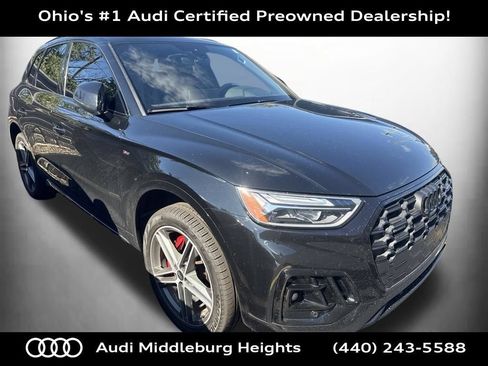 Used 2024 Audi Q5 e Premium Plus w/ Premium Plus Package AWD/4WD image 1