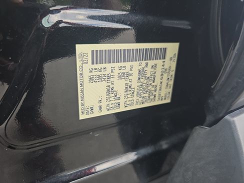 Used 2022 Nissan Rogue SV FWD image 34