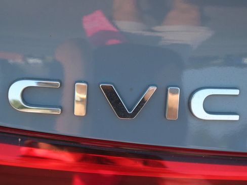 Used 2024 Honda Civic Touring image 14