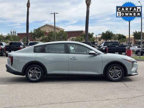 Used 2025 Kia K4 LXS image 48